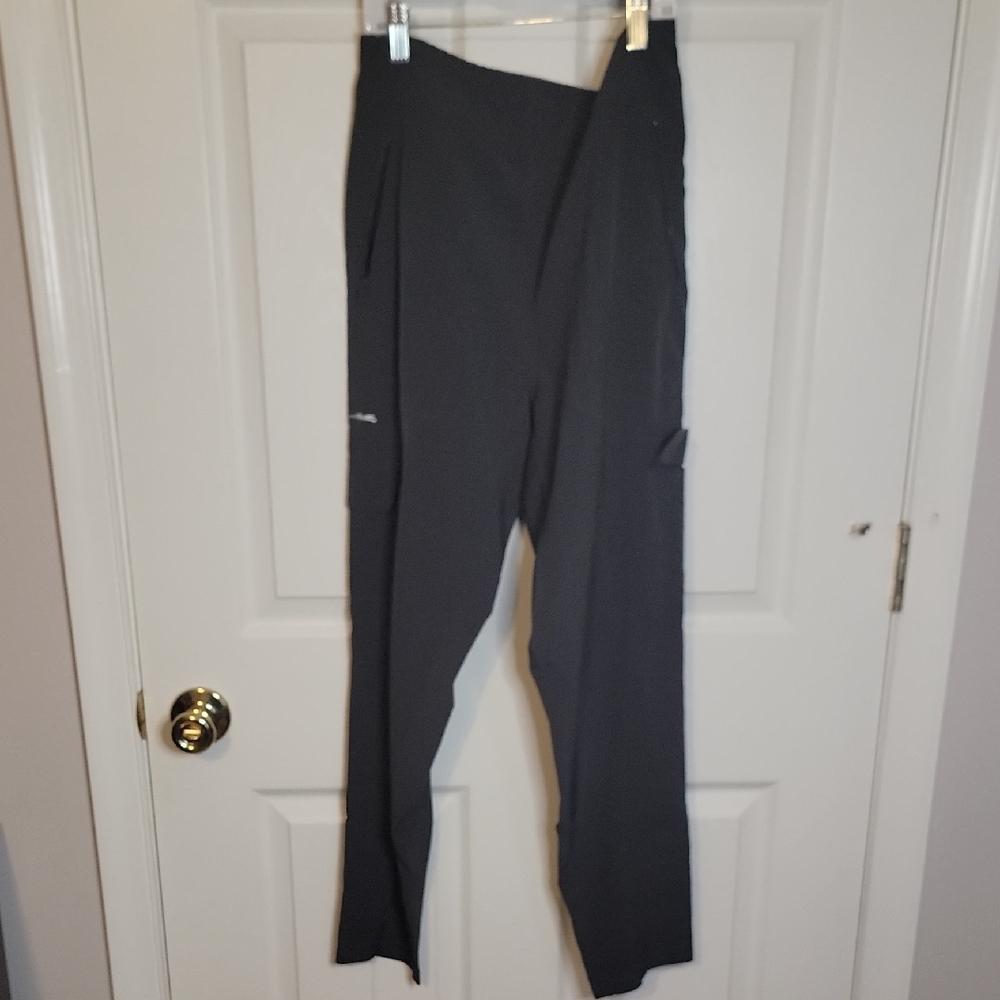 Bass M Thin Gray Cargo Pants